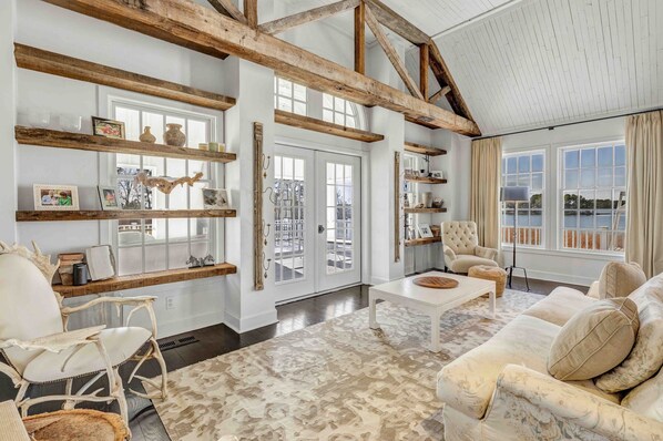 TV, fireplace, ping pong, printers