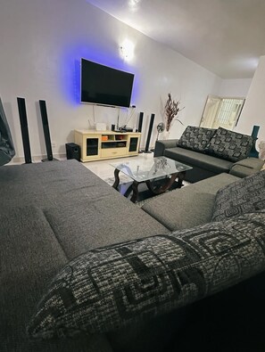 TV