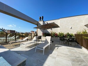 ห้องพัก | รับประทานอาหารกลางแจ้ง