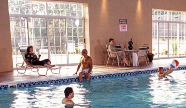 Indendørs pool, opvarmet pool