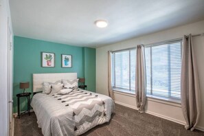 2 chambres, bureau, fer et planche à repasser, Wi-Fi gratuit