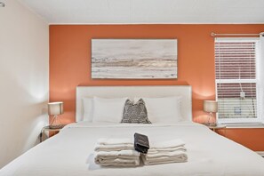 2 chambres, bureau, fer et planche à repasser, Wi-Fi gratuit