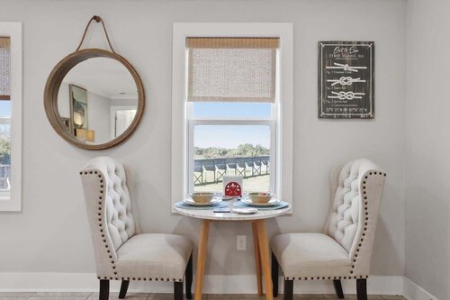 Blue Heron Studio for 2 w/Beach Views!