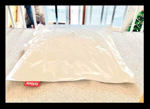 4 bedrooms, desk, iron/ironing board, travel cot