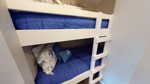 Apartment, Accessible | 1 bedroom, WiFi - Seascape 2107 in Galveston (Galveston)