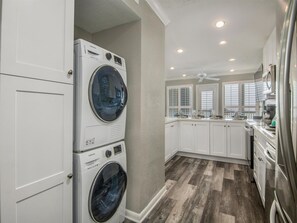 Apartment, Accessible | 2 bedrooms, WiFi - Seascape 2110 in Galveston (Galveston)