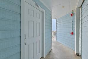 Apartment, Accessible | 2 bedrooms, WiFi - Seascape 2111 in Galveston (Galveston)