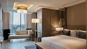 Presidential-Suite, 1 King-Bett, Poolblick | Minibar, Zimmersafe, Schreibtisch, laptopgeeigneter Arbeitsplatz