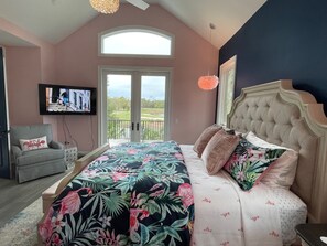 7 bedrooms, desk, iron/ironing board, travel cot - Island Escape! Pool, Elevator, Pinball, Foosball, Arcade, Nursery,Infrared Sauna (Hilton Head Island)