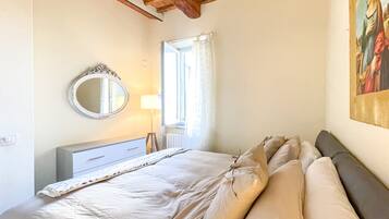 2 chambres, fer et planche Ă repasser, Wi-Fi gratuit, draps fournis