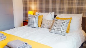 3 soverom, skrivebord, strykejern/-brett og wi-fi (inkludert)