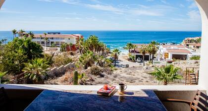 COZY, OCEAN VIEW CONDO WITH PRIVATE BEACH ACCESS