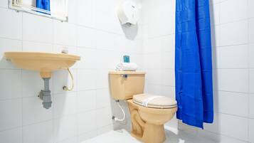 Chambre Simple Ăconomique | Salle de bain