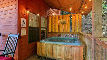 Bañera de hidromasaje exterior