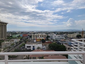 Terrace/patio - The Oasis at Kensington (Kingston)