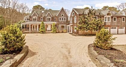 Ultimate Hamptons luxury with Private Tennis and Pool