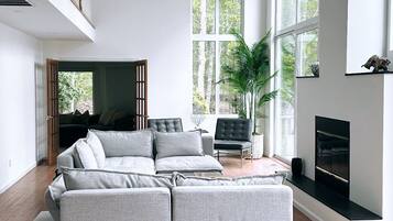 Smart TV, fireplace, table tennis, books