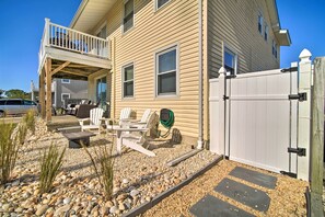 Terrace/patio - Coastal Brigantine Retreat - Walk to Beach! (Brigantine)