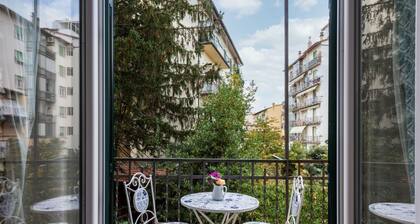 Marimat large apartment with 3 bedrooms and 2 bathrooms by Mmega