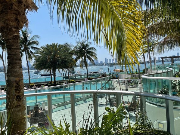 Piscine extérieure, piscine chauffée