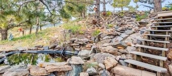 Spacious Mountain Apt with Views & Easy Access to Hike, Bike, & Red Rocks!