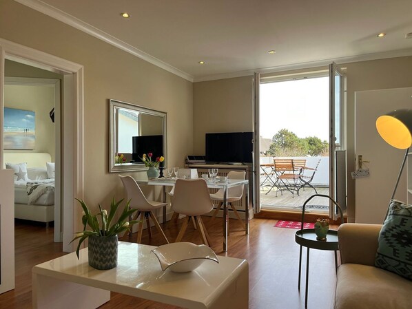 TV - 5th Herzmuschel, 65sqm with 2 bedrooms for 4 people with large roof terrace - (Sylt)