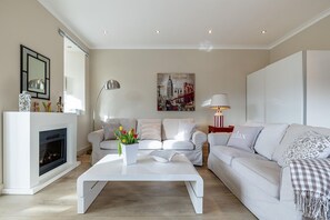 TV - 7th Marlotta, 70sqm for up to 2 people - Villa Frische Brise (Sylt)