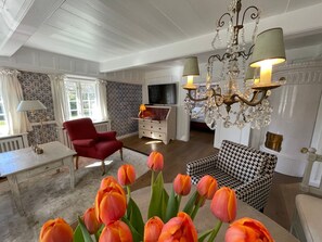 Unclassified image, 4 of 11, button - 1st captain's apartment, 70sqm for 3-4 persons - Weidemannhaus (Sylt-Ost)