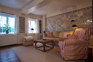 Een televisie en een dvd-speler