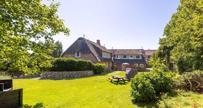 Unterm Reet, 100qm für bis zu 5 Personen - Altes Friesenhaus