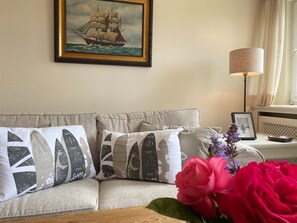 Télévision, chaîne hi-fi