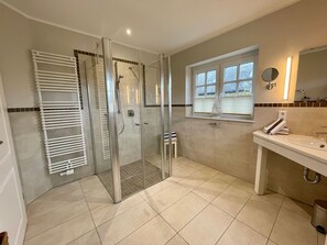 Nicht klassifiziertes Bild, 5 von 43, Schaltfläche