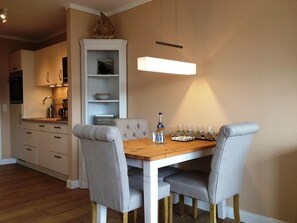 Dining - Schiff Ahoi - Schiff Ahoi, 48qm für bis zu 2-3 Personen (Sylt)