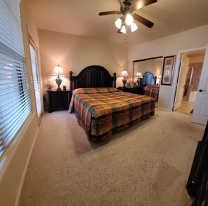 3 habitaciones, tabla de planchar con plancha y wifi gratis 