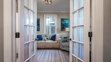 Smart TV, fireplace, video games, DVD player