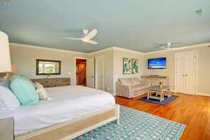 7 bedrooms, desk, iron/ironing board, free WiFi