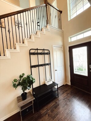 Interior - Spacious, New build 4 bedroom house in Conroe (Conroe)