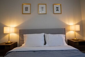 3 habitaciones, escritorio, wifi gratis y ropa de cama 