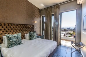 2 chambres, fer et planche à repasser, accès Internet, draps fournis