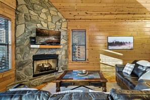 Älytelevisio, takka, DVD-soitin