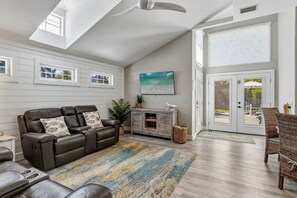 Smart-TV, DVD-Player