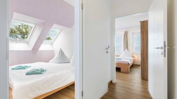 10 habitaciones, cuna de viaje, wifi y ropa de cama