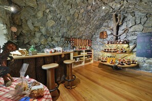 Bar (en la propiedad)