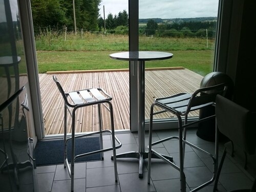 Charmant Gîte de Campagne à Liessies avec Jardin et Parking