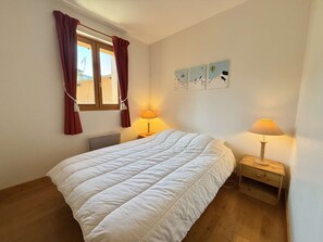 2 bedrooms - Spacious 3-Room Apartment in Praz-Sur-Arly, Sleeps 6, Central Location, Parking Included (Praz-sur-Arly)