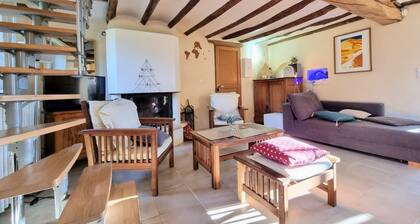 Charming Cottage with Garden, Fireplace & Nearby Bike Path in Heart of Avesnois Nature Park