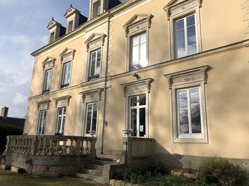 Charming XIXth Century Château near Le Mans with Pool and Park