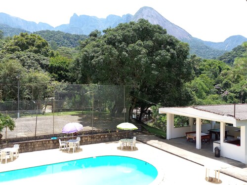 Takamoto Farm is a charming place with a swimming pool.