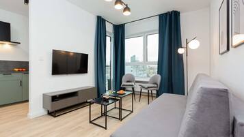 Flat-screen TV, Netflix, streaming services, offices