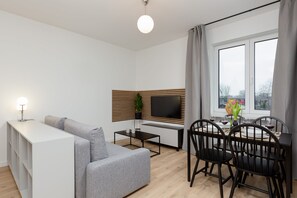 Téléviseur, bureau